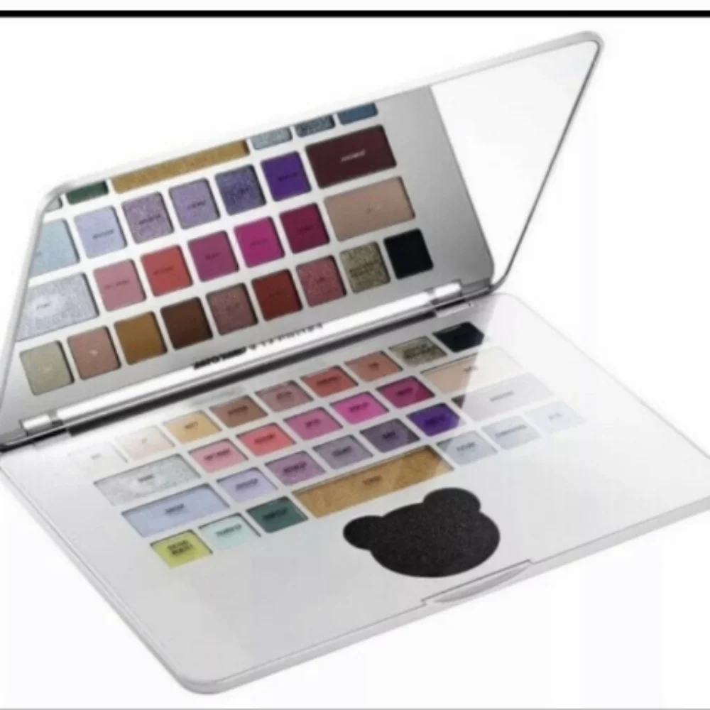 Moschino sleek laptop