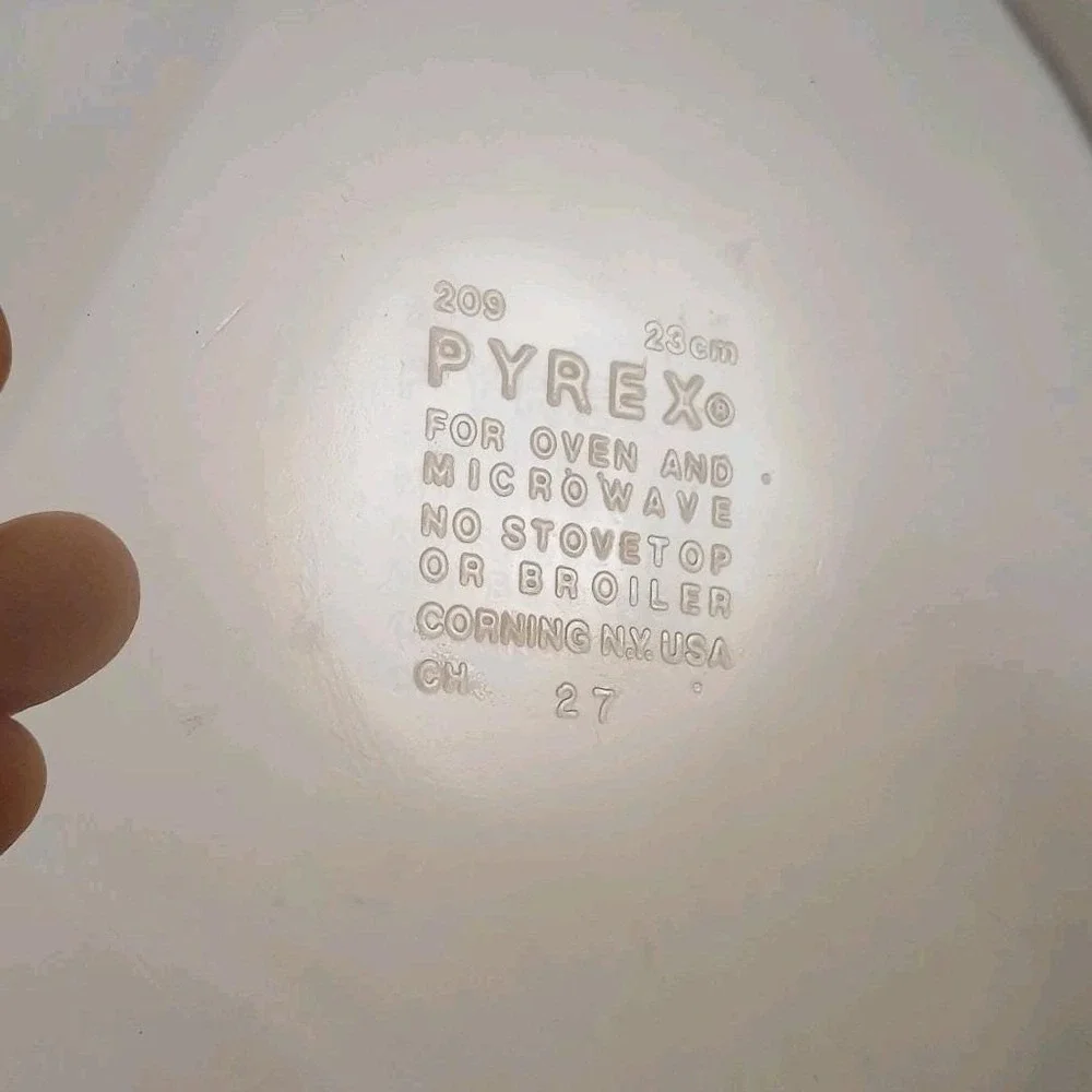 Vintage Pyrex Amber Brown Glass Pie Plate #209‎ Baking, Casserole Dish 9.75