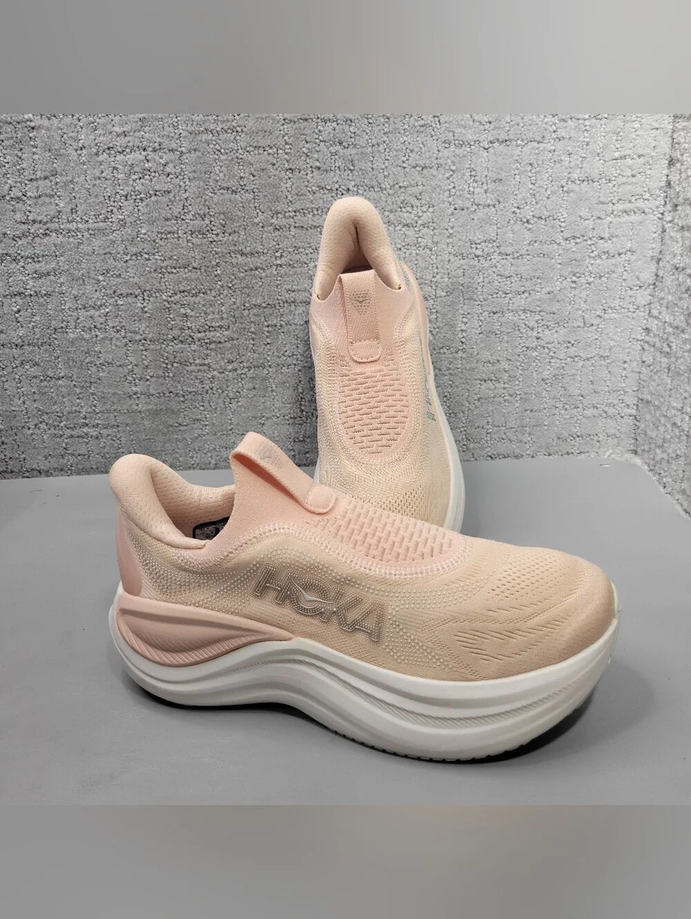 Hoka One One hoka skyward