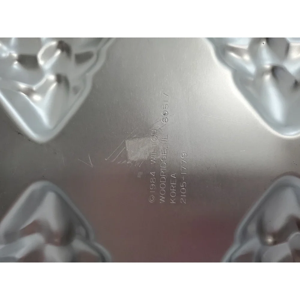Vintage Wilton 1984 Mini Christmas Tree‎ Cake Pan 2105-1779 Aluminum 6 Cavity
