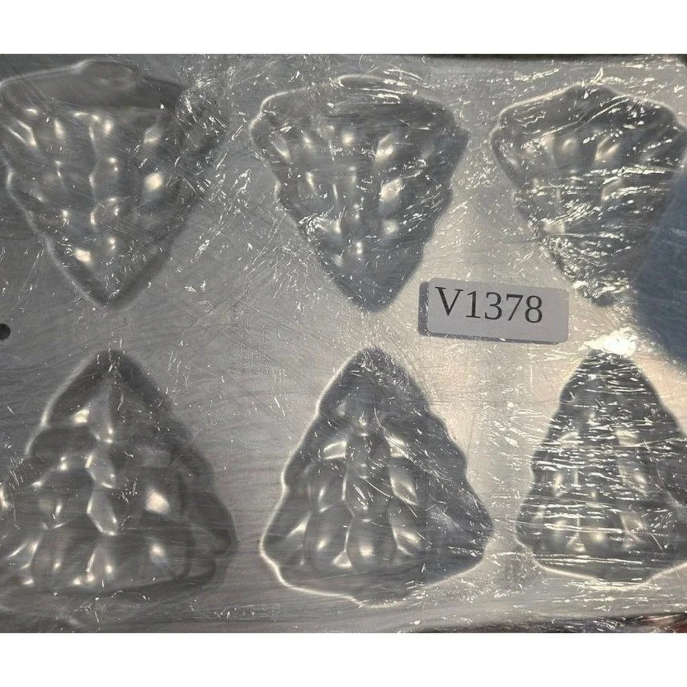 Vintage Wilton 1984 Mini Christmas Tree‎ Cake Pan 2105-1779 Aluminum 6 Cavity