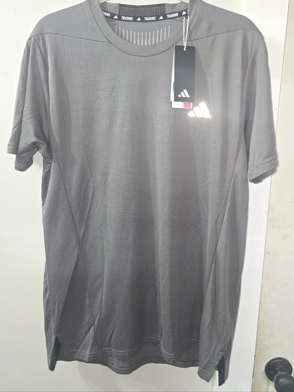 adidas Men's Gray Short Sleeve Training Tee‎ with Reflective Logo, NWT, LG