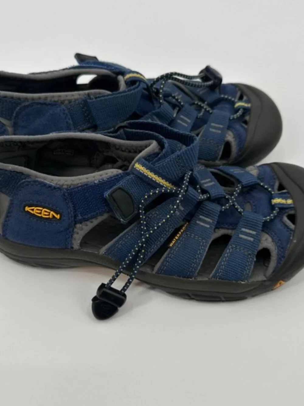 Keen Newport HHiking Sandals Kid's Size 4 Blue Waterproof Bungee Cinch 1009962