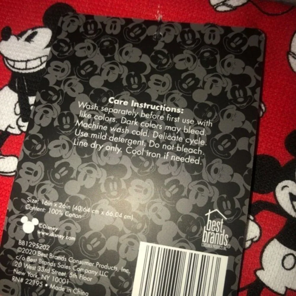 Disney set towel includes