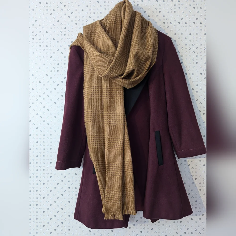 GAP Houndstooth Brown Scarf Wrap Shawl Beach Evening Fall Game Day