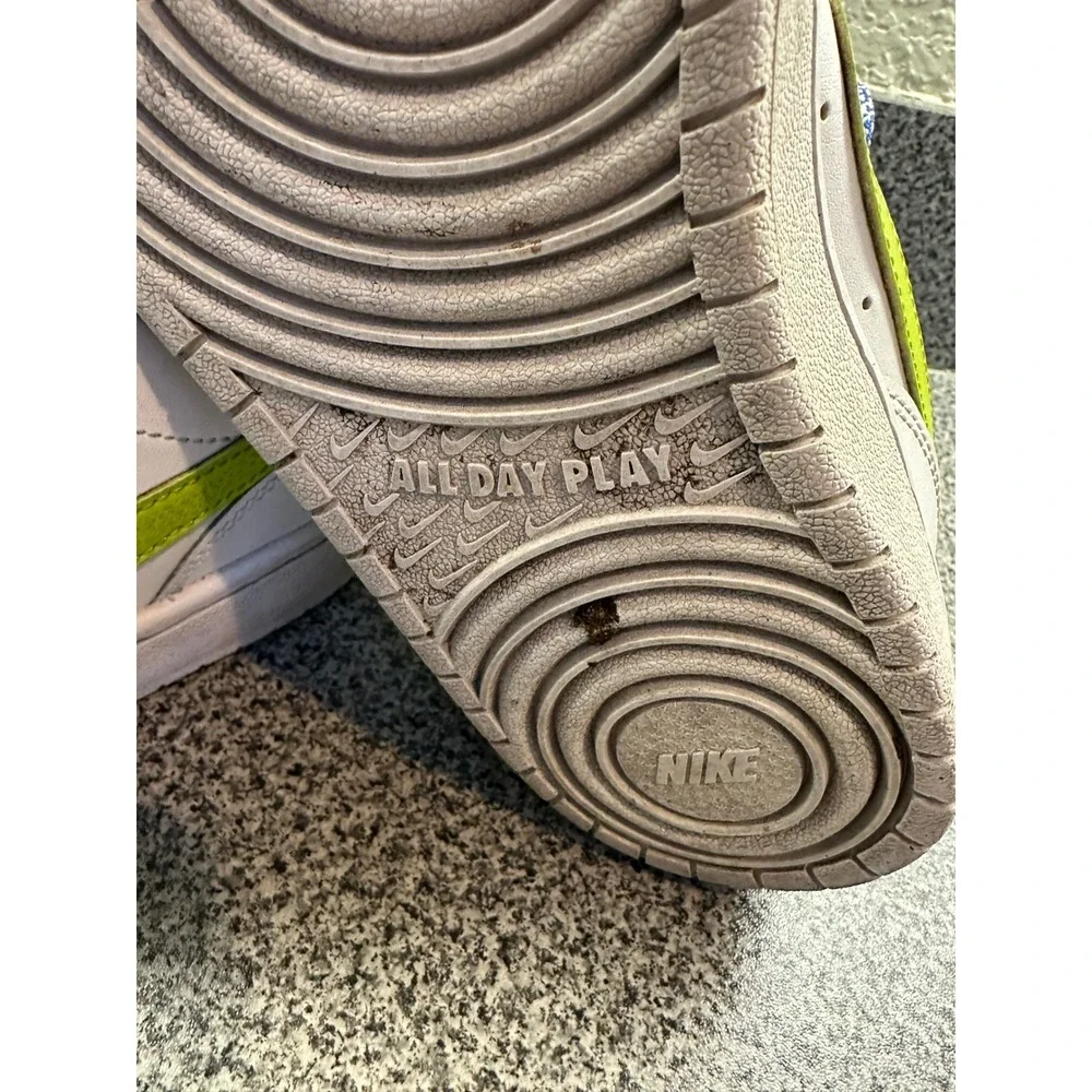 Nike step into
