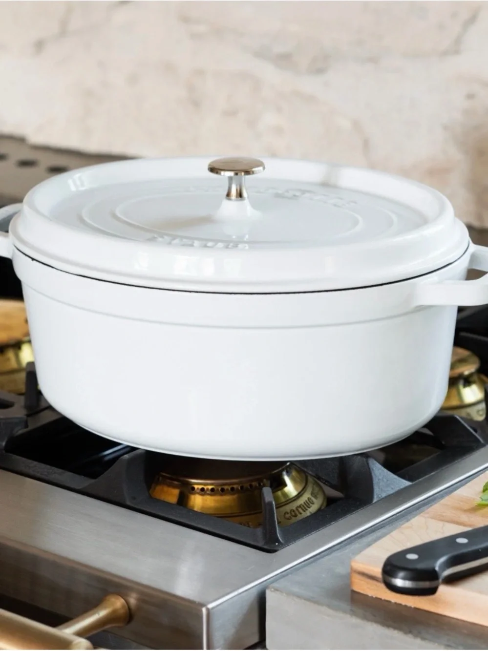Staub Oval Cocotte 31 - 5.75qt White NIB