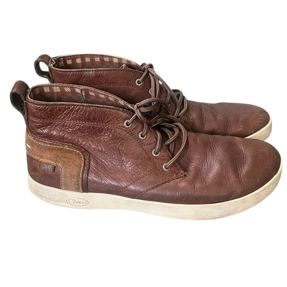 Chaco Davis brown mid leather chukka boots lace up outdoor