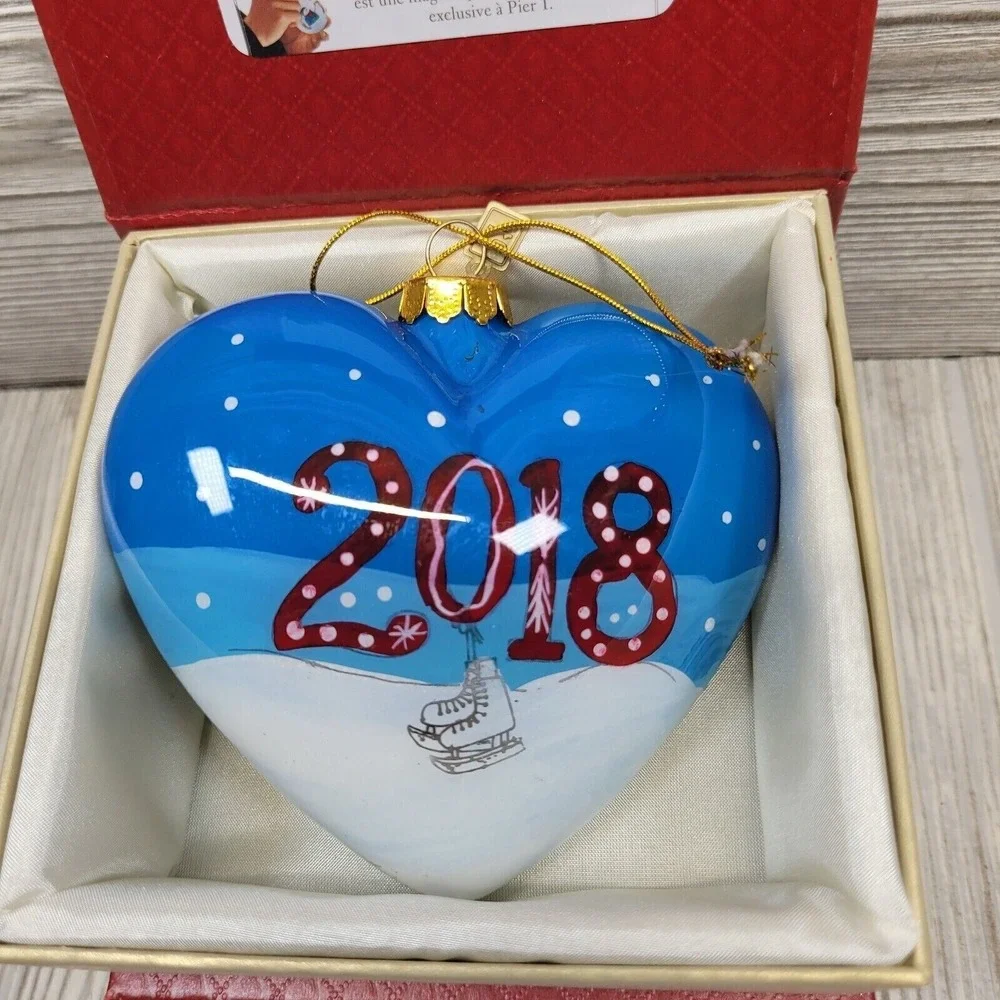 Li‎ Bien Pier 1 Imports 2018 Heart Glass Ornament Ice Skating Bunnies Blue Boxed