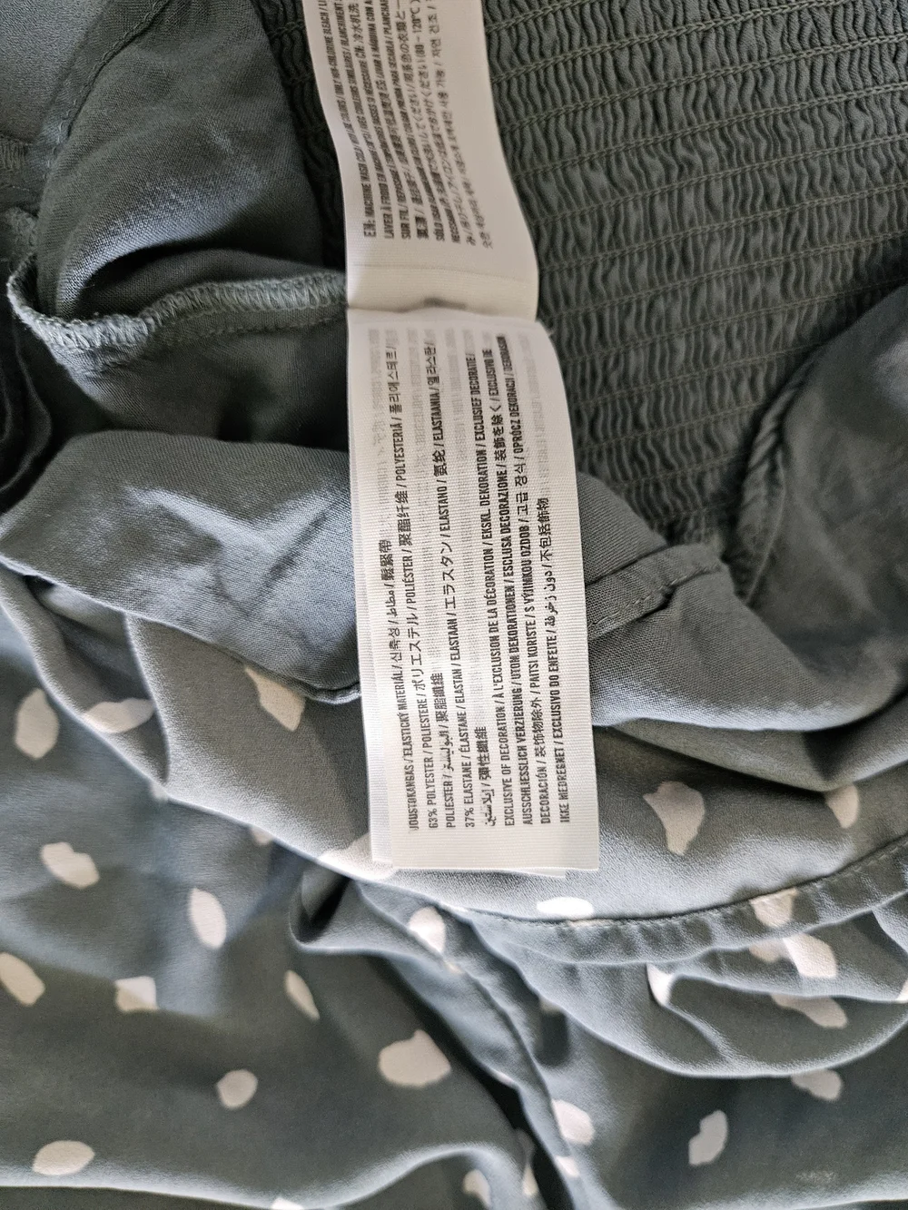 Abercrombie & Fitch excellent puff