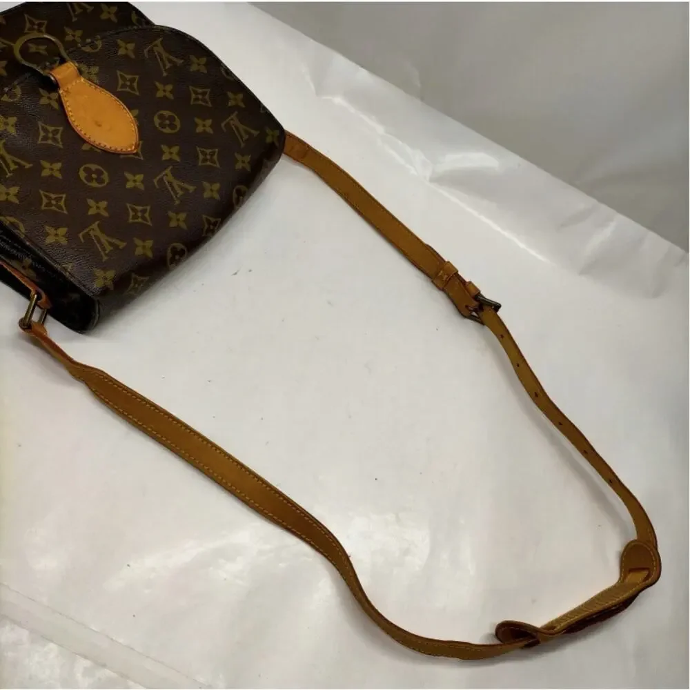 Louis Vuitton add touch
