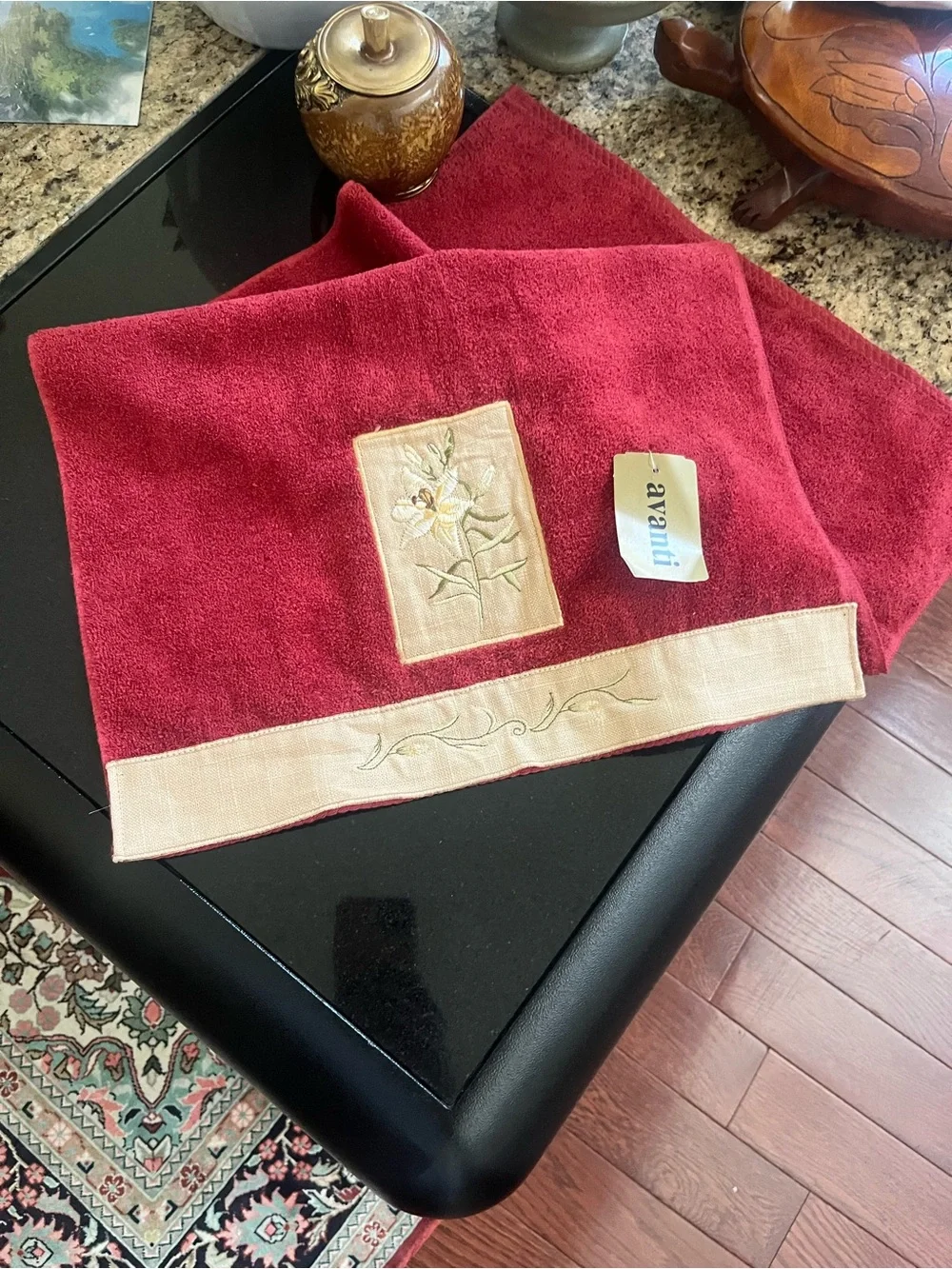 Avanti rich burgundy