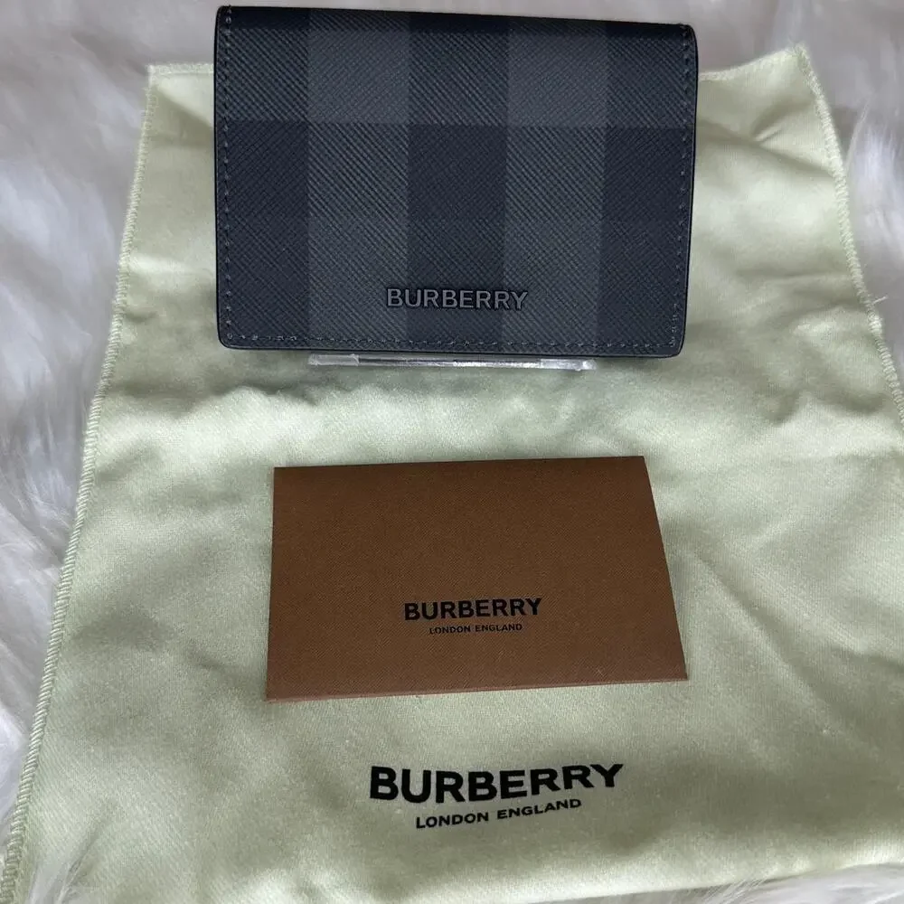 Burberry box #00m00300 new