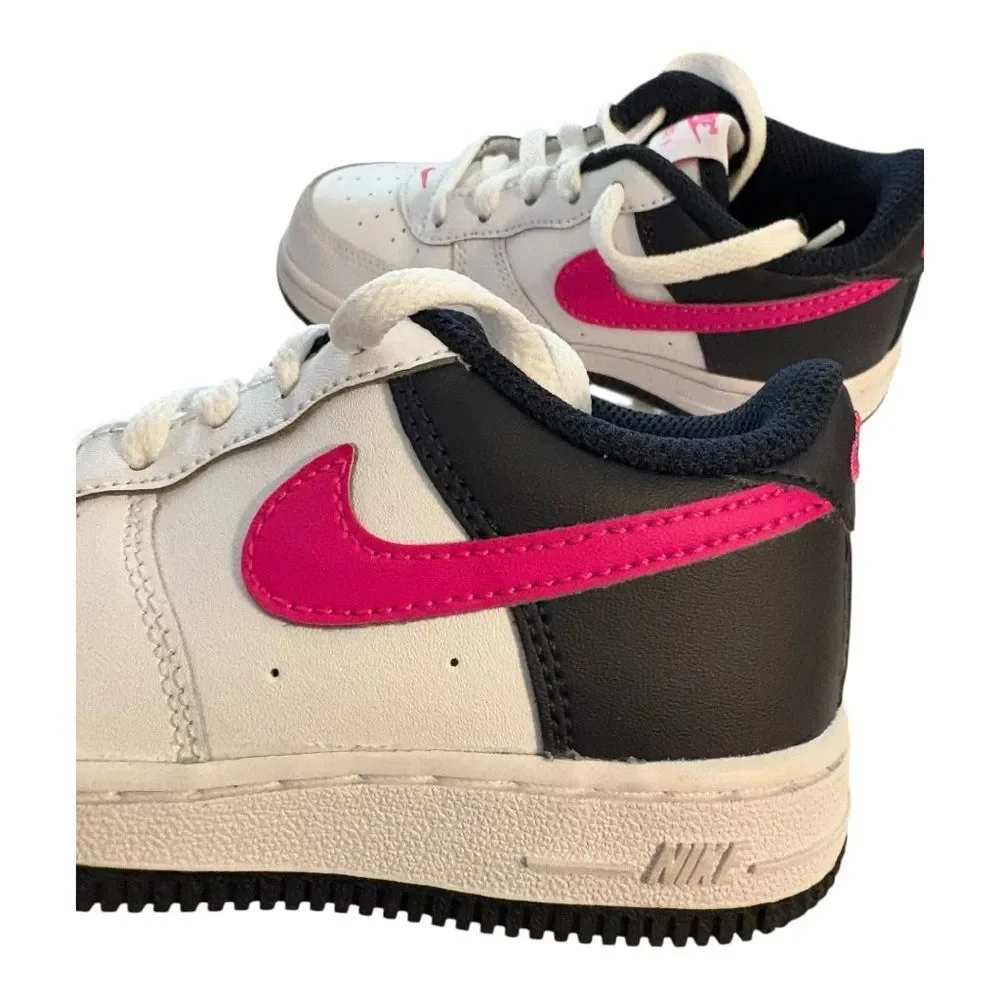 Nike classic sneakers