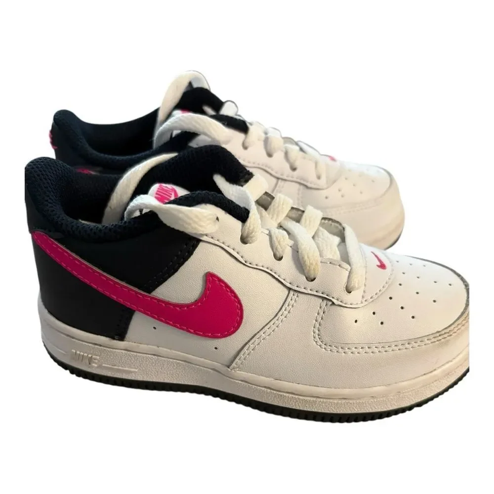 Nike classic sneakers