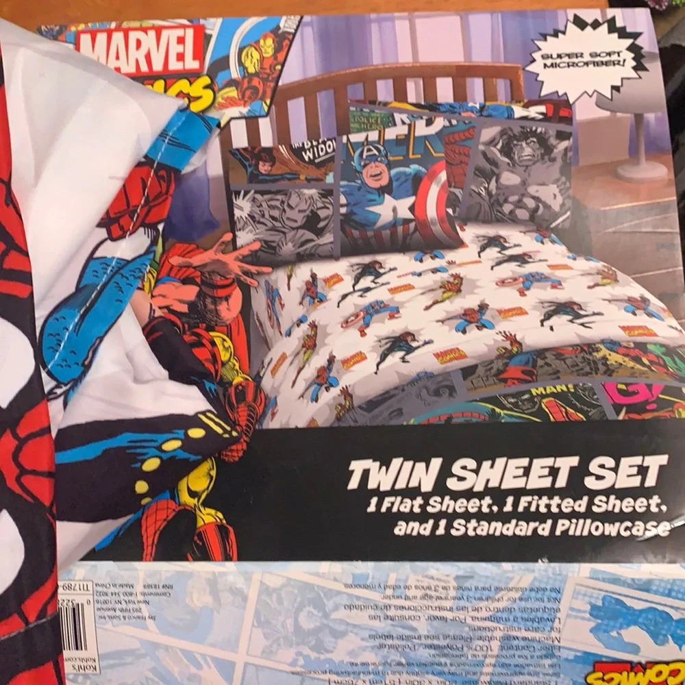 Marvel background white