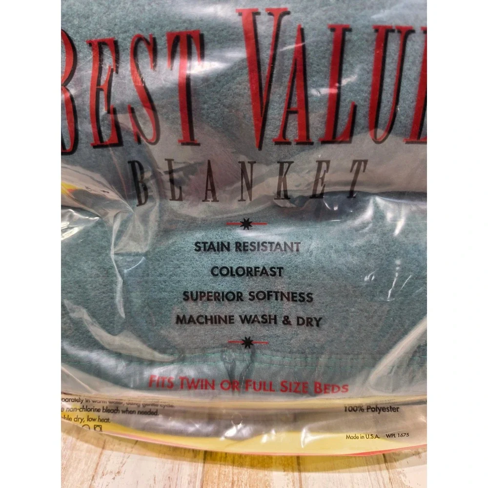 Best Value Blanket Forest Green Fits Twin or Full Size Bed Made in USA NOS