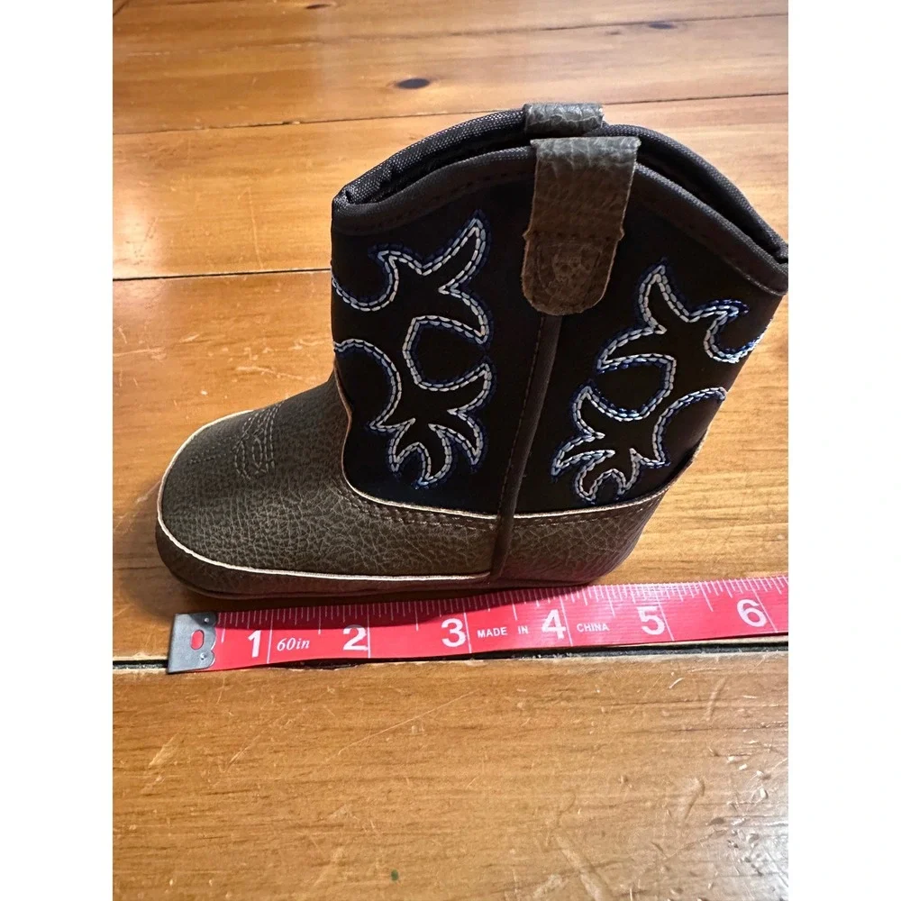 Ariat m&f western