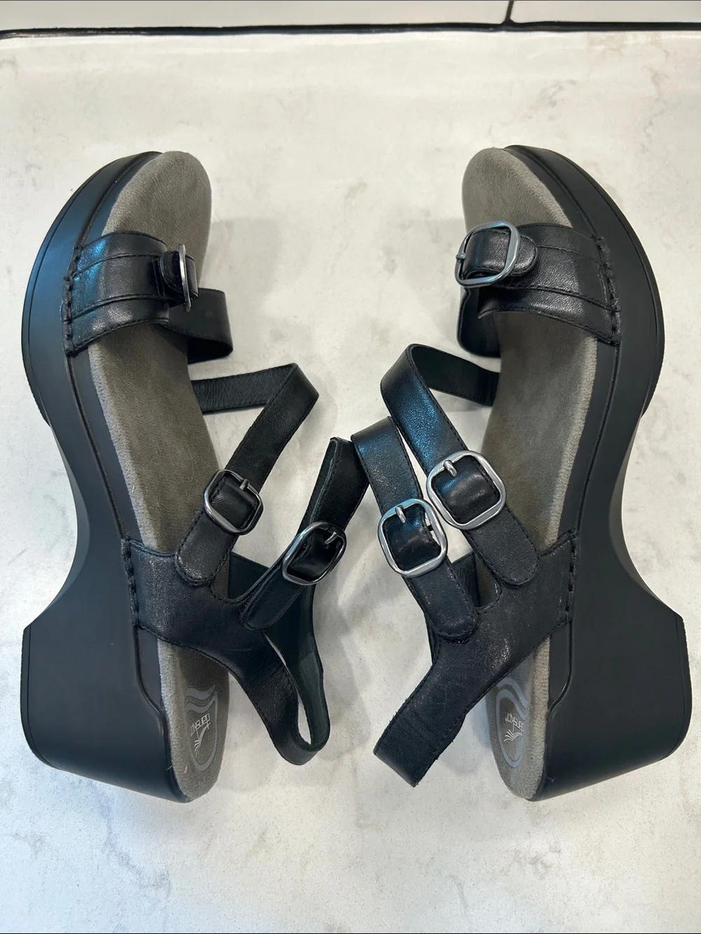Dansko elevate shipped ⭐️