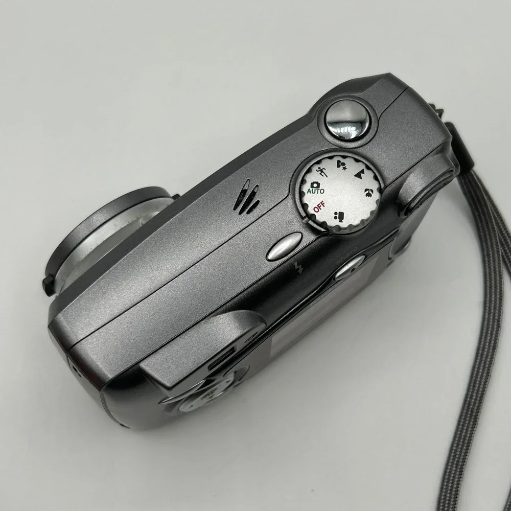 Kodak EasyShare DX4530 5.0MP Digital Camera 3x Optical Zoom Silver with Case
