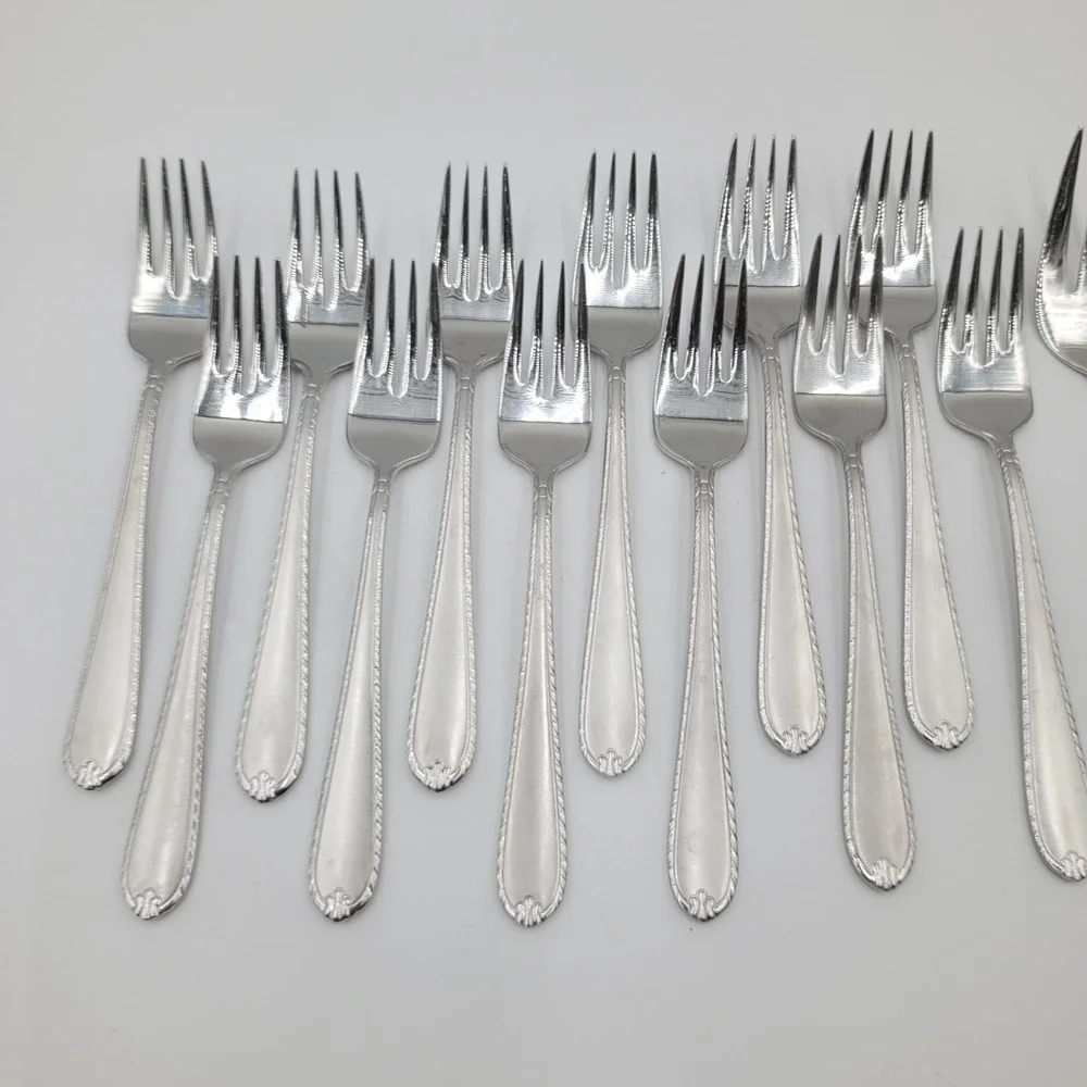 14pc Hampton Silversmiths Rachelle Frost 18/10 Stainless Flatware Serving Spoon