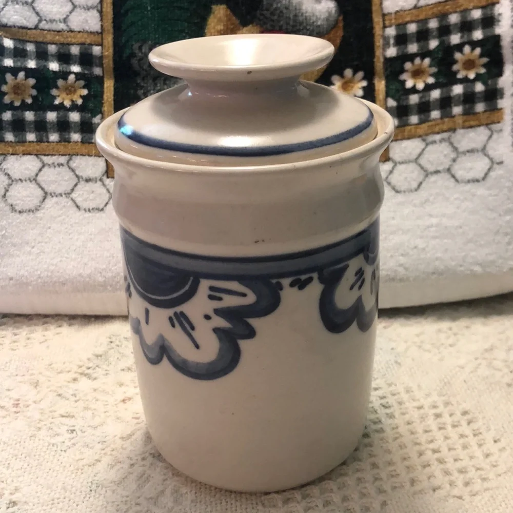 Vintage Hand Made and signed canister 7x4.5”