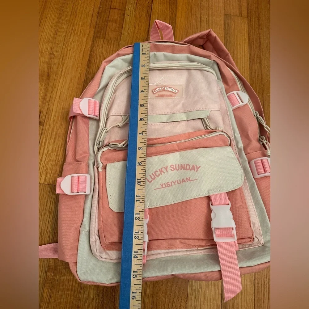 Lucky Sunday Yisiyuan backpack