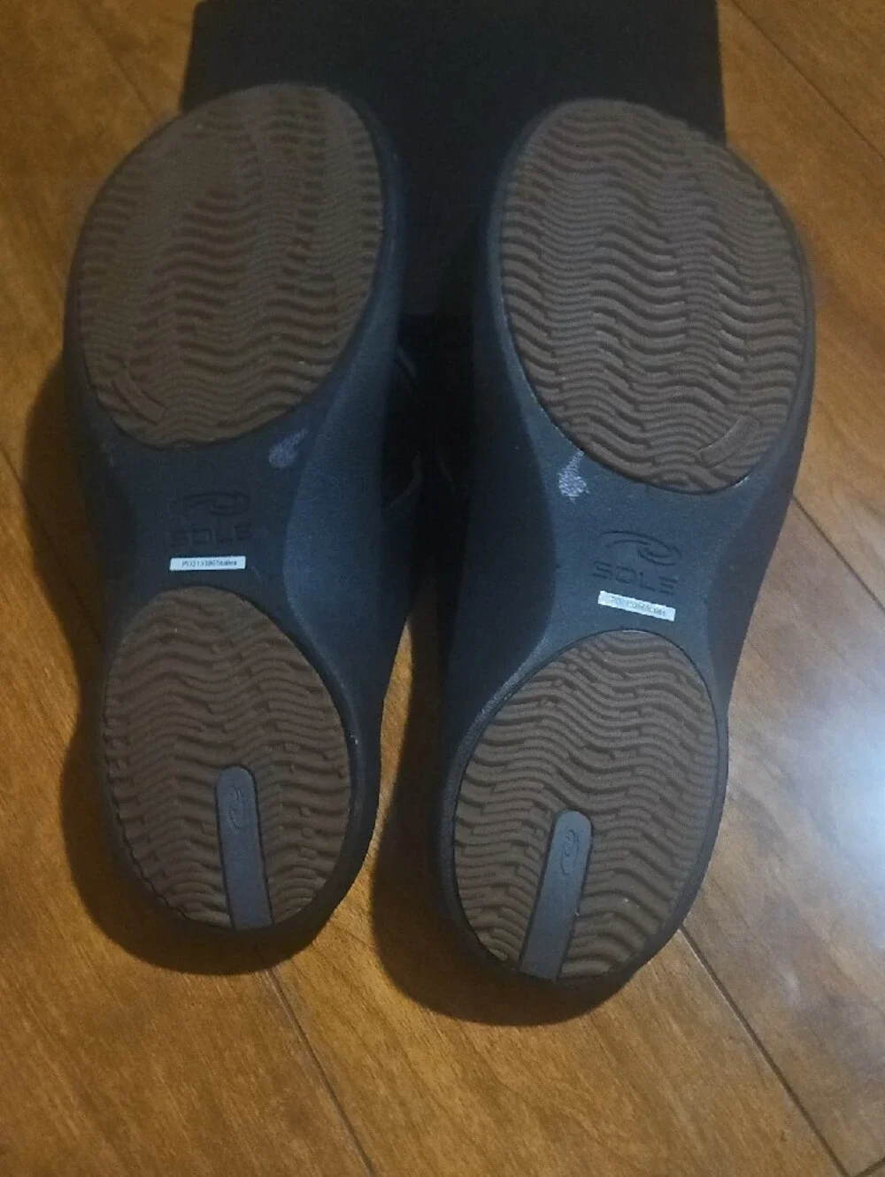 SOLE sandals fabric textured comfortable