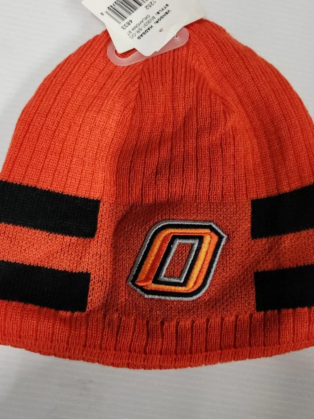 Nike Oklahoma State Cowboys OSU Reversible Beanie Hat Size 4/7 Fleece 166