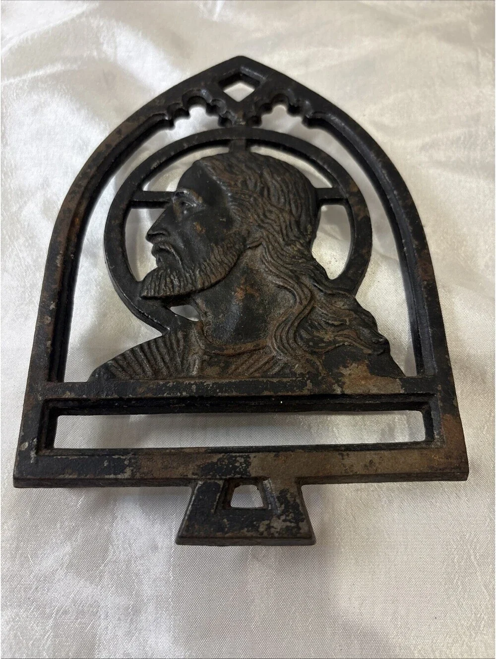 Vintage Antique Cast Iron Religious Trivet of Jesus Hot Pot/Pan Holder w/3 Legs