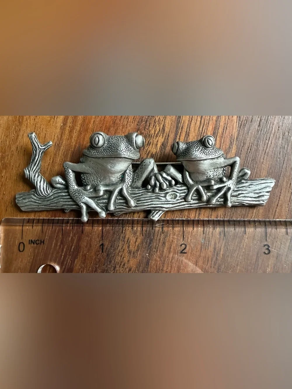 VTG JJ Jewelry Frogs Pewter Brooch Pin Silver tone Signed Jonette