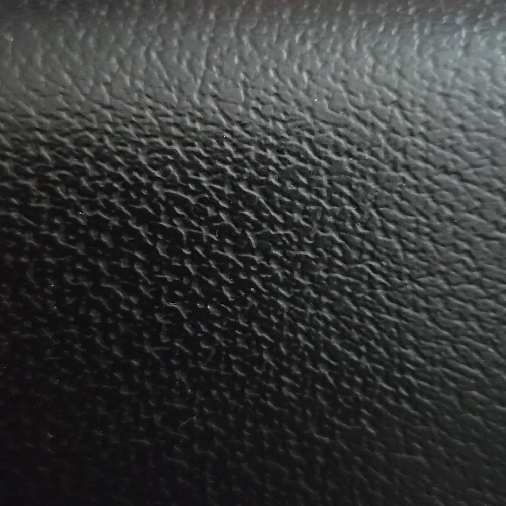 BURBERRY BLACK EMBOSSED PEBBLE LEATHER SUNGLASSES CASE. GLASSES NOT INCLUDED.