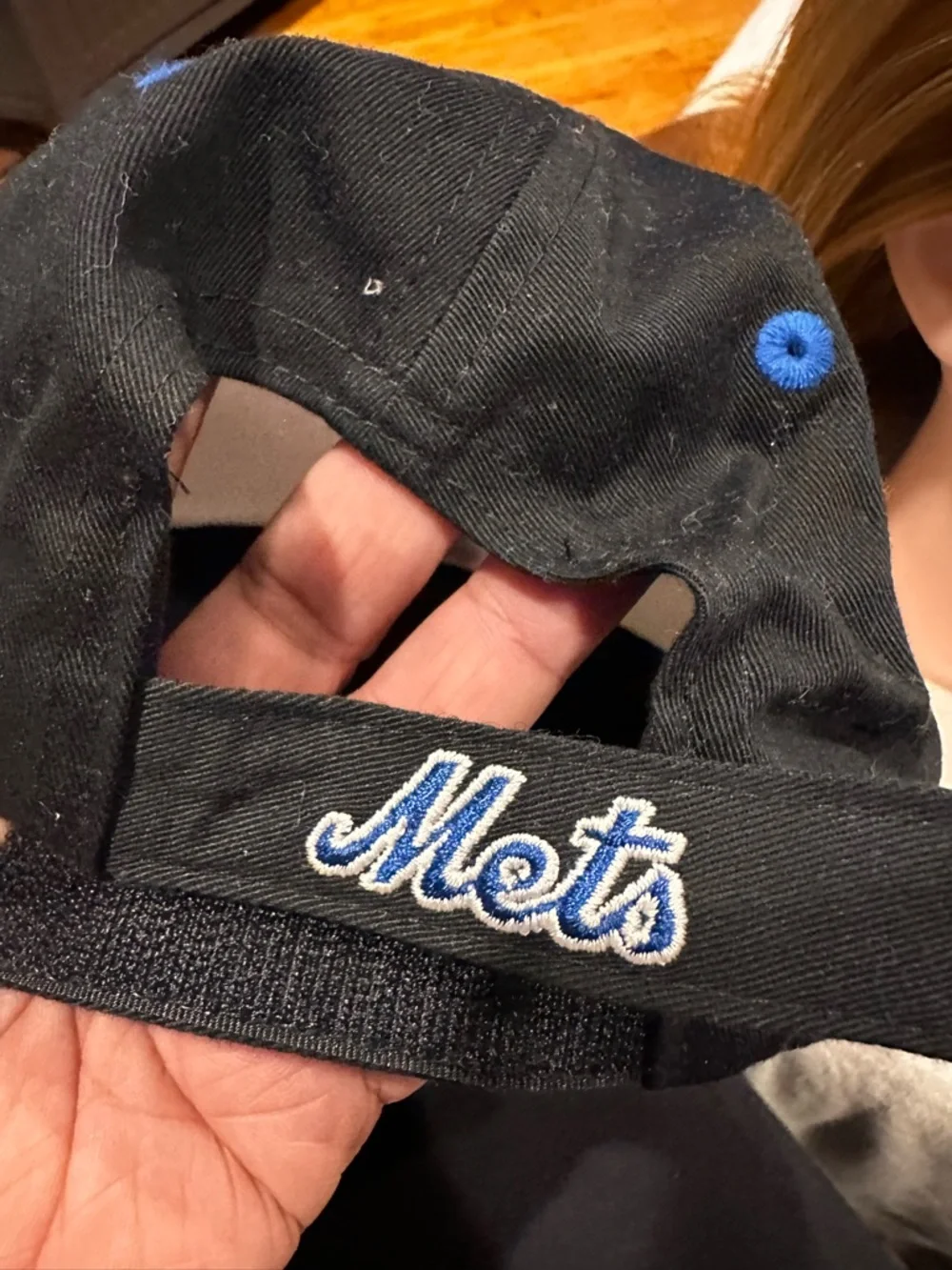 New Era Black & White New York Mets Interior Logo Hat