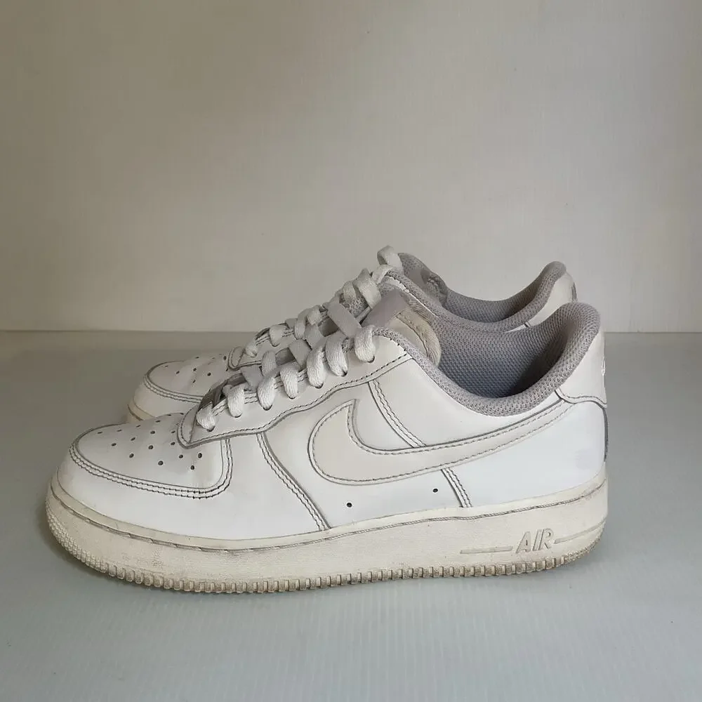 Nike classic versatile