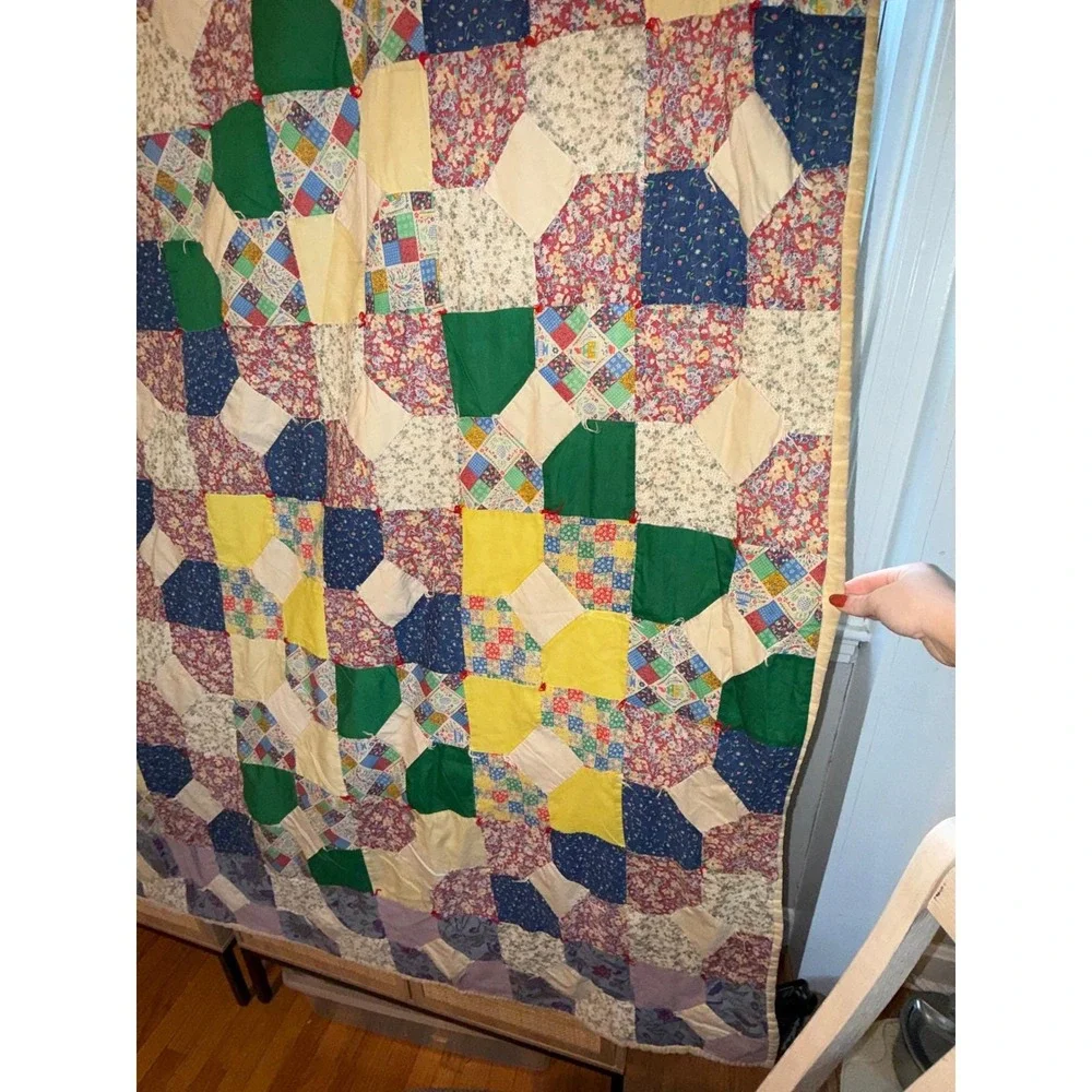 Vintage Handmade Hand stitched Patchwork Quilt Folk‎ Art Throw Blanket