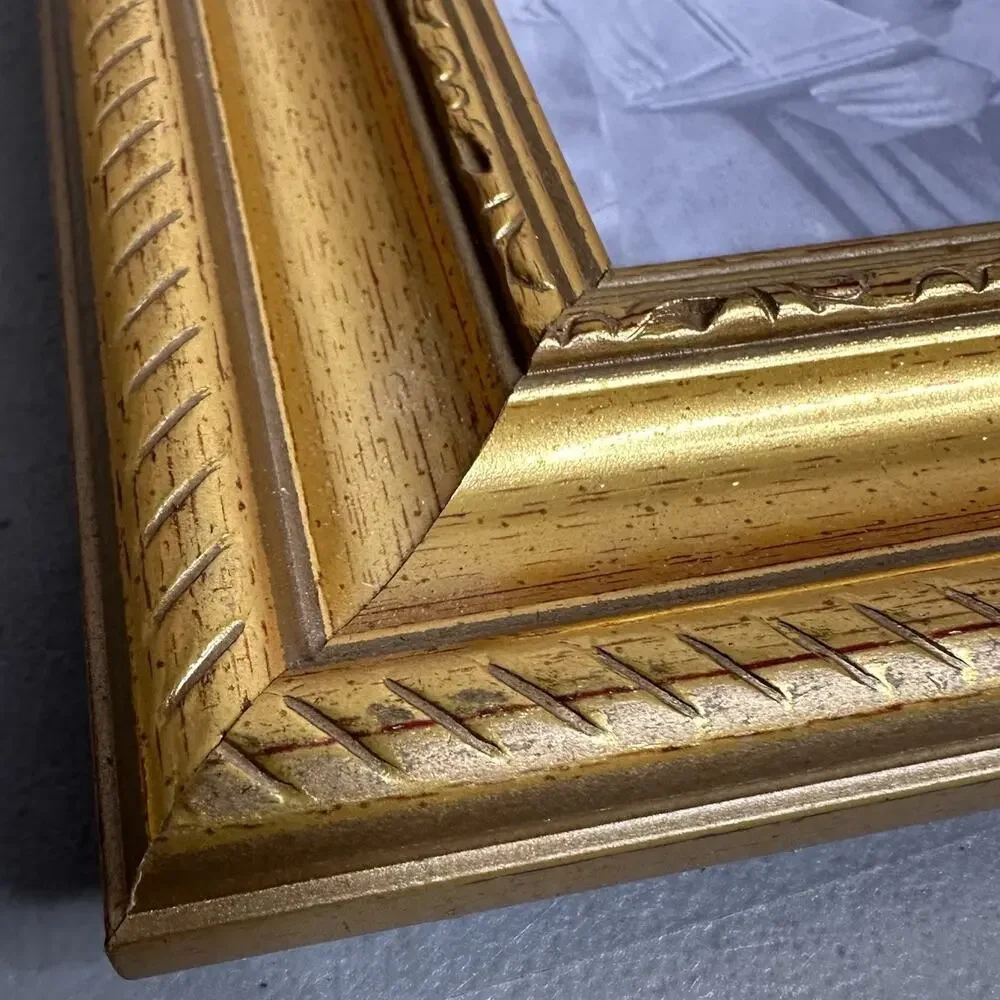 Lifestyles european molding