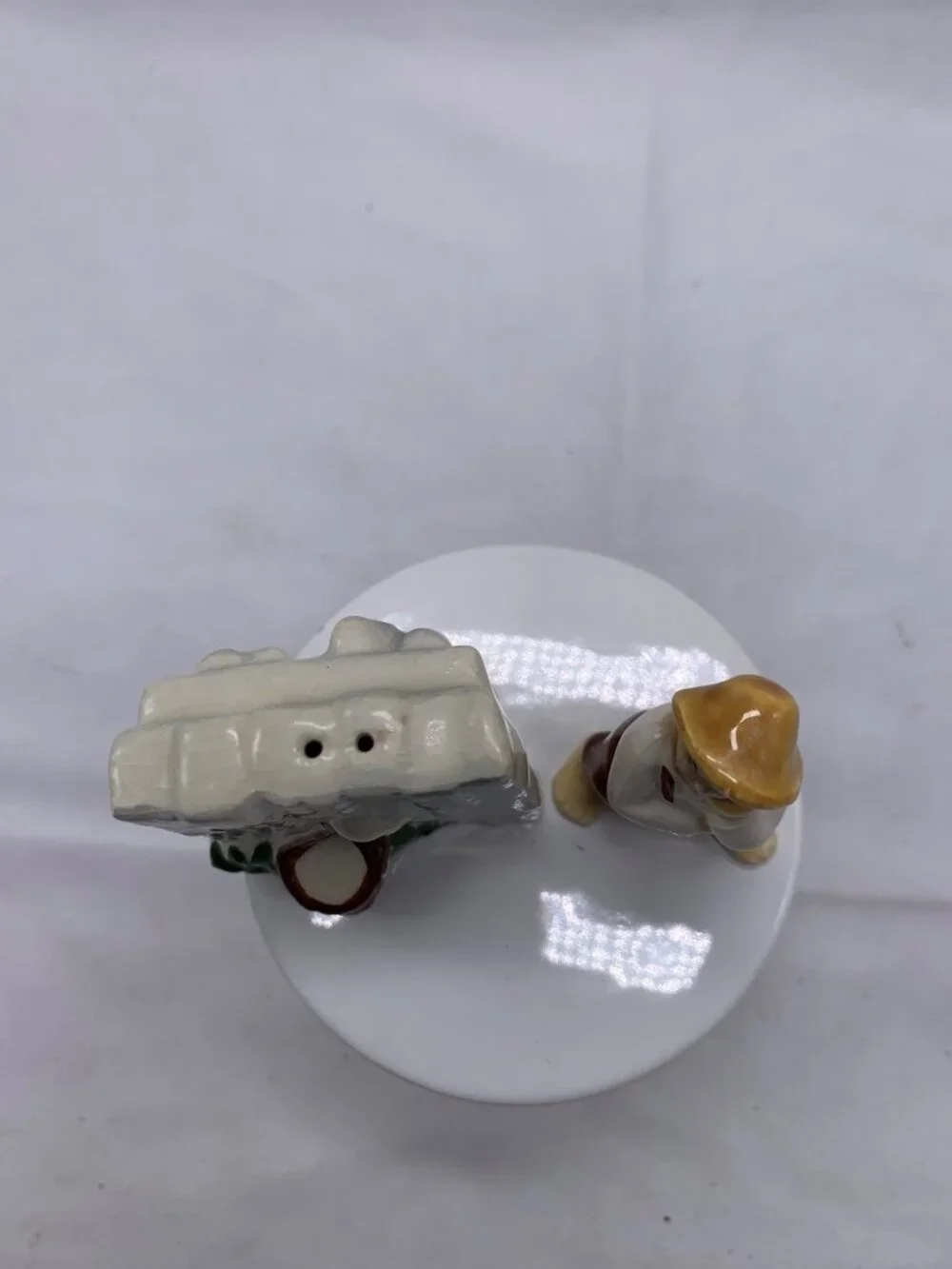 Vintage Huckleberry Finn Ceramic Salt and Pepper Shakers Set