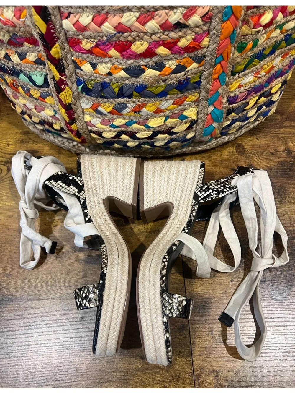 VinceCamino Roreka Wraparound Tie Espadrille Sandal In Warm Vanilla:Size 7.5