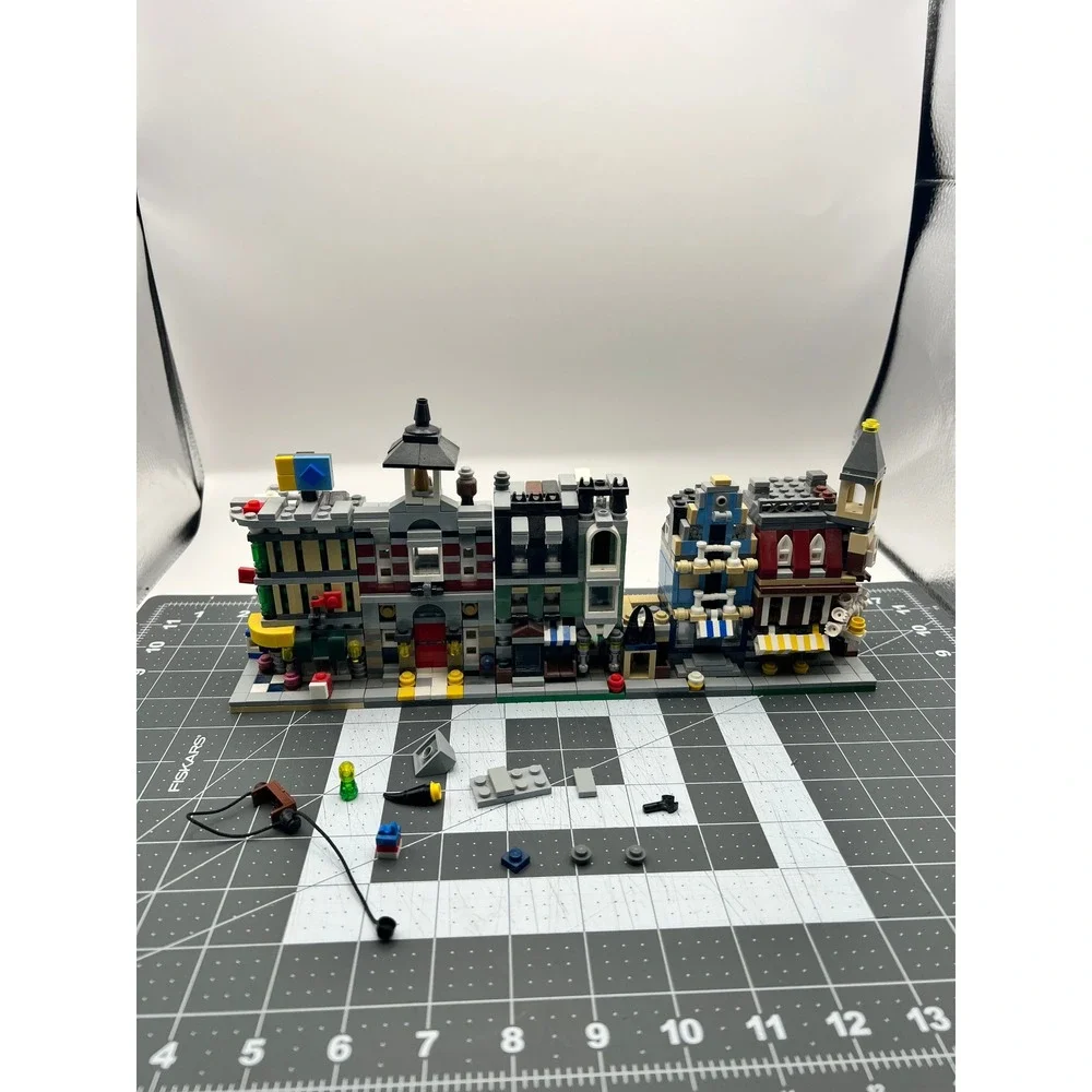 LEGO Creator Expert Mini Modulars 10230 Set No Box No Manual 5 Buildings