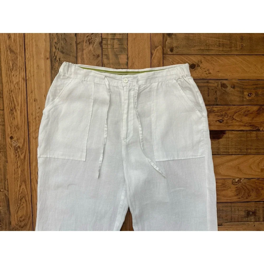 Essence Men features pants