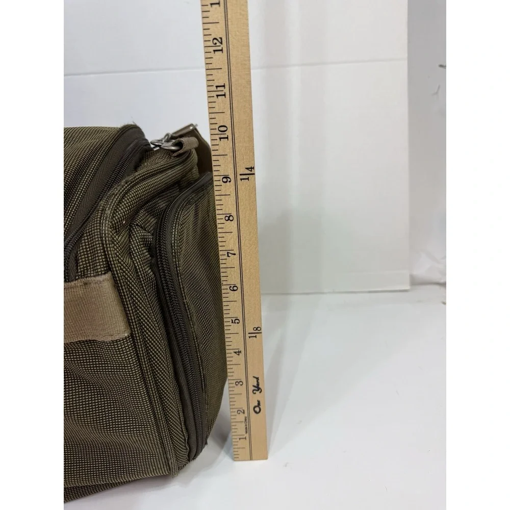 Vtg Eddie Bauer Skyway Luggage Weekend Bag Carry On Olive Green Shoulder Strap
