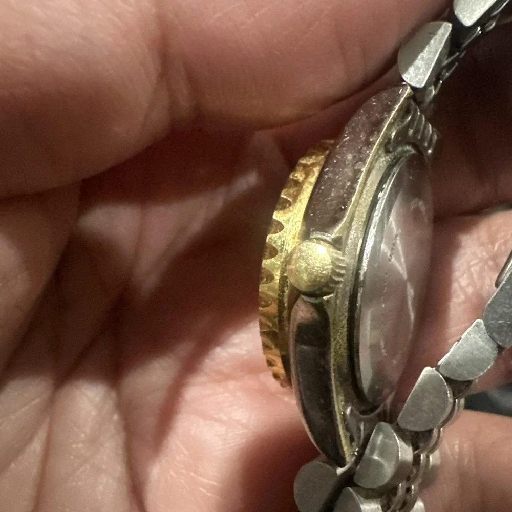 Benrus watch works