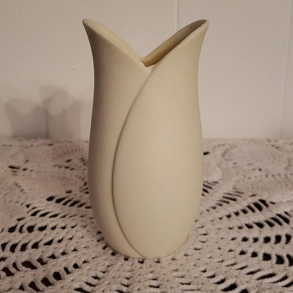 Vintage lovely jamestown