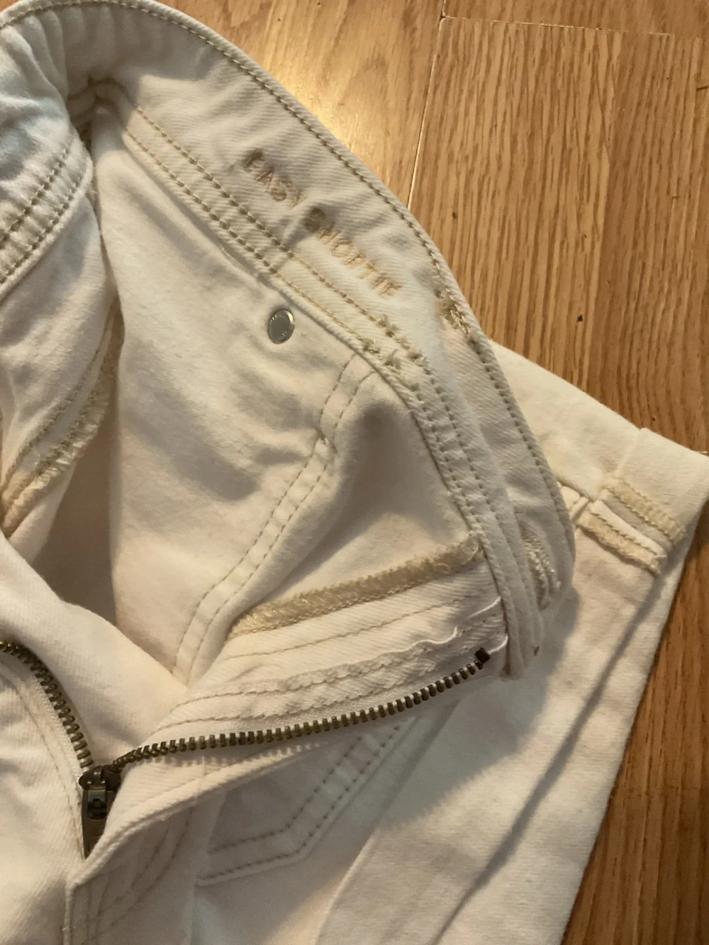 American Eagle Outfitters 34” belt