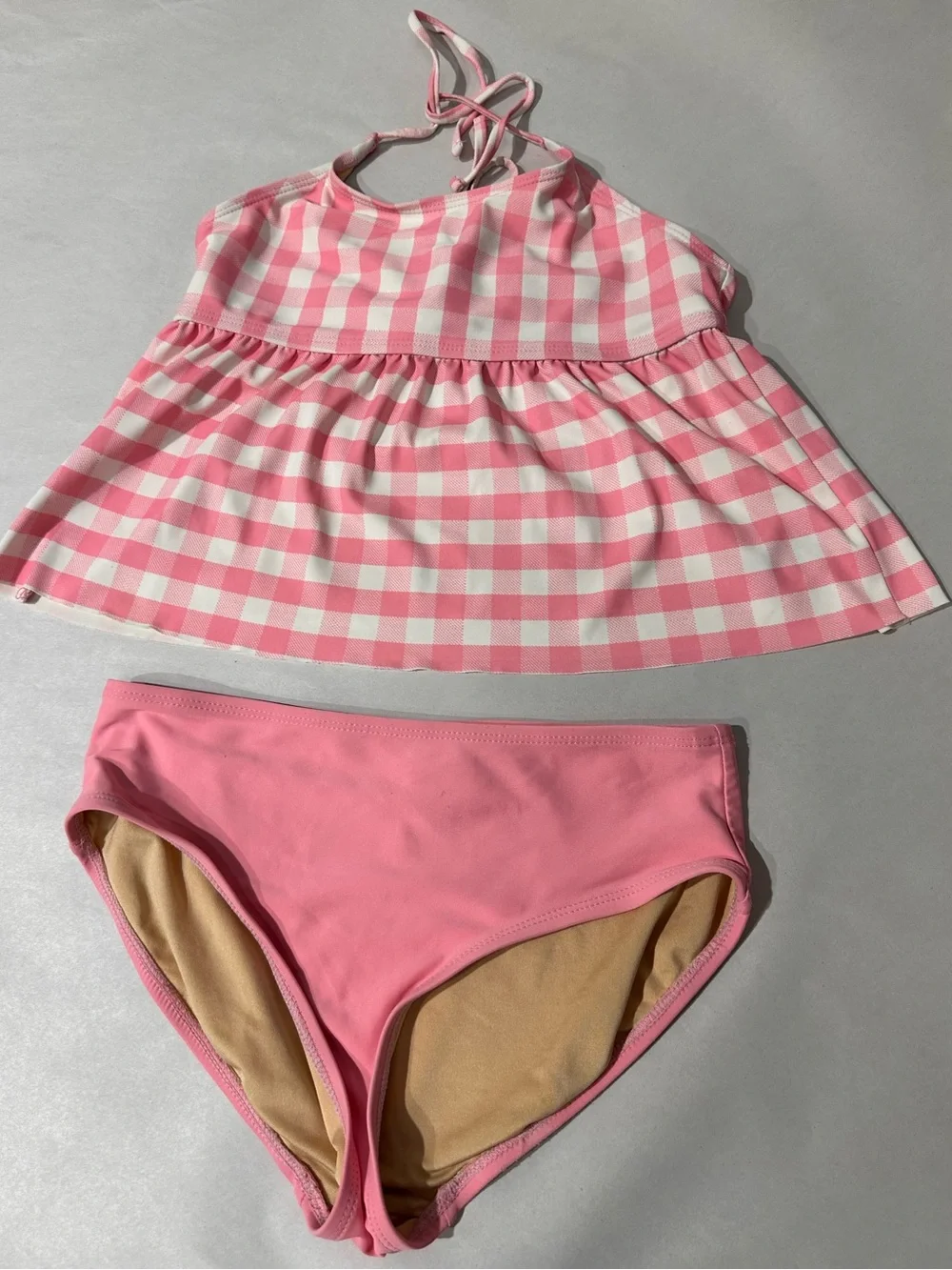 Old Navy make splash