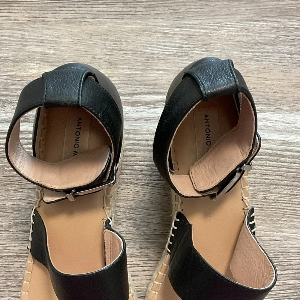 Antonio Melani Bayshore Leather Black Tan Strappy Wedge Platform Sandal 10