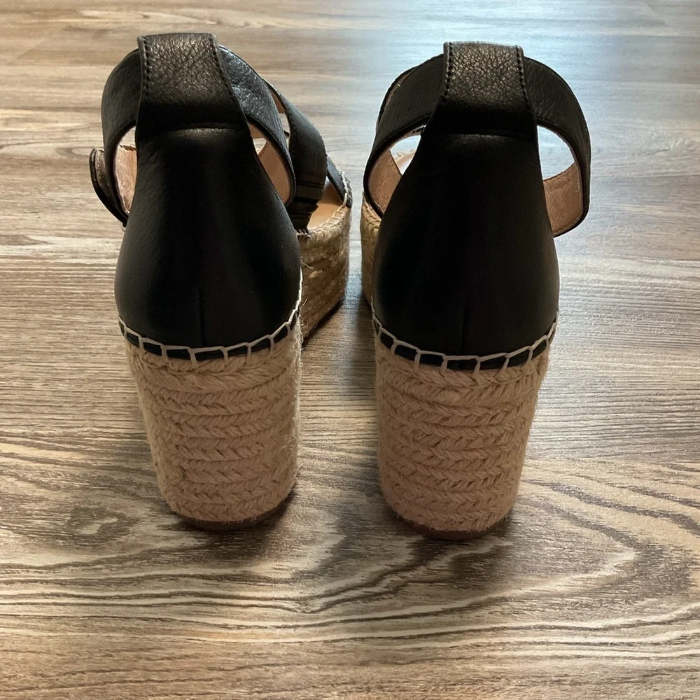 Antonio Melani Bayshore Leather Black Tan Strappy Wedge Platform Sandal 10