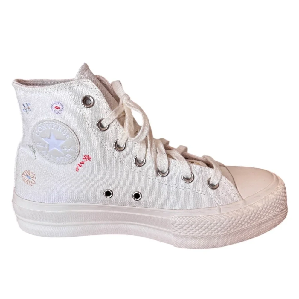 Converse Chuck Taylor All Star Lift Floral Embroidered Hi Tops‎ Women 8.5