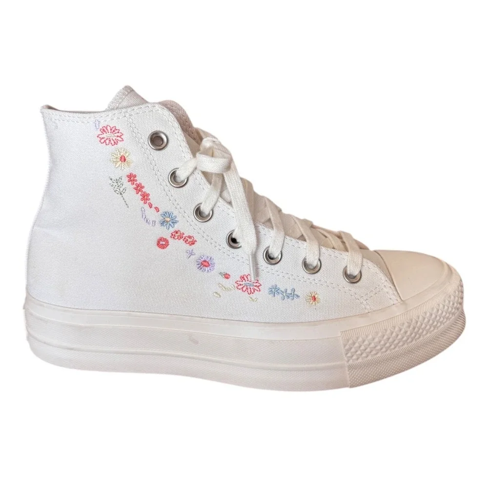 Converse Chuck Taylor All Star Lift Floral Embroidered Hi Tops‎ Women 8.5
