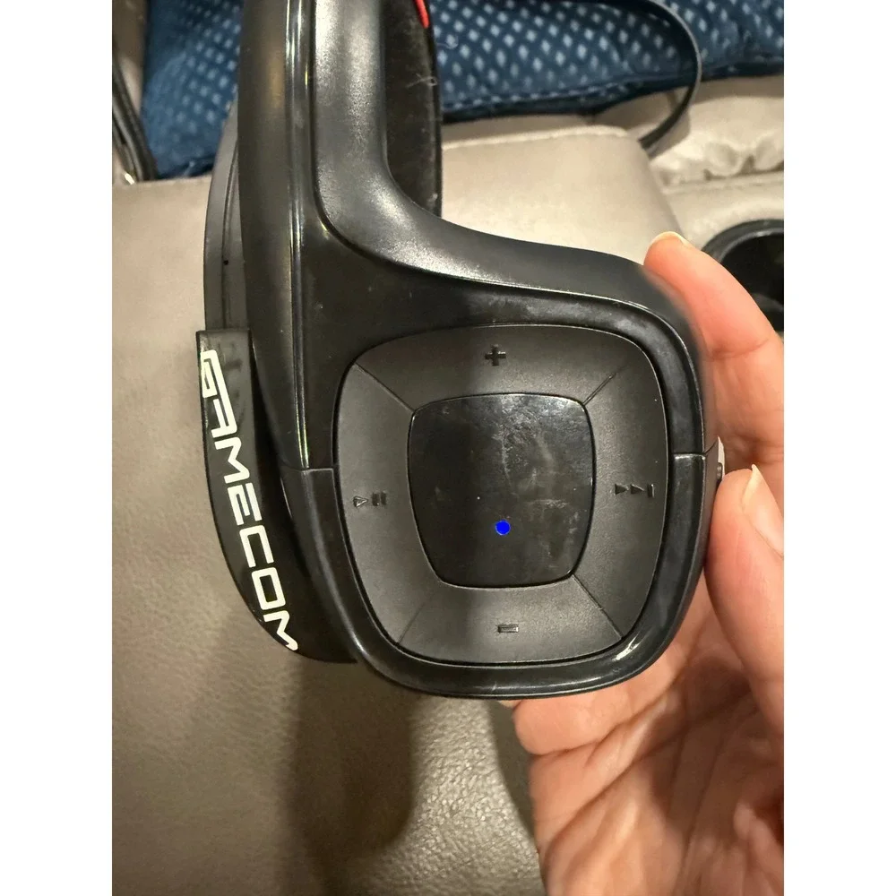 Plantronics‎ GameCom 818H Wireless Gaming Headset Black Red only
